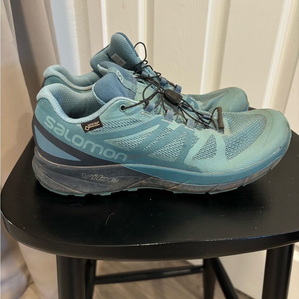 Salomon Sense Ride GORE-TEX Invisible Fit Trail Running Shoe in blue - Women 10